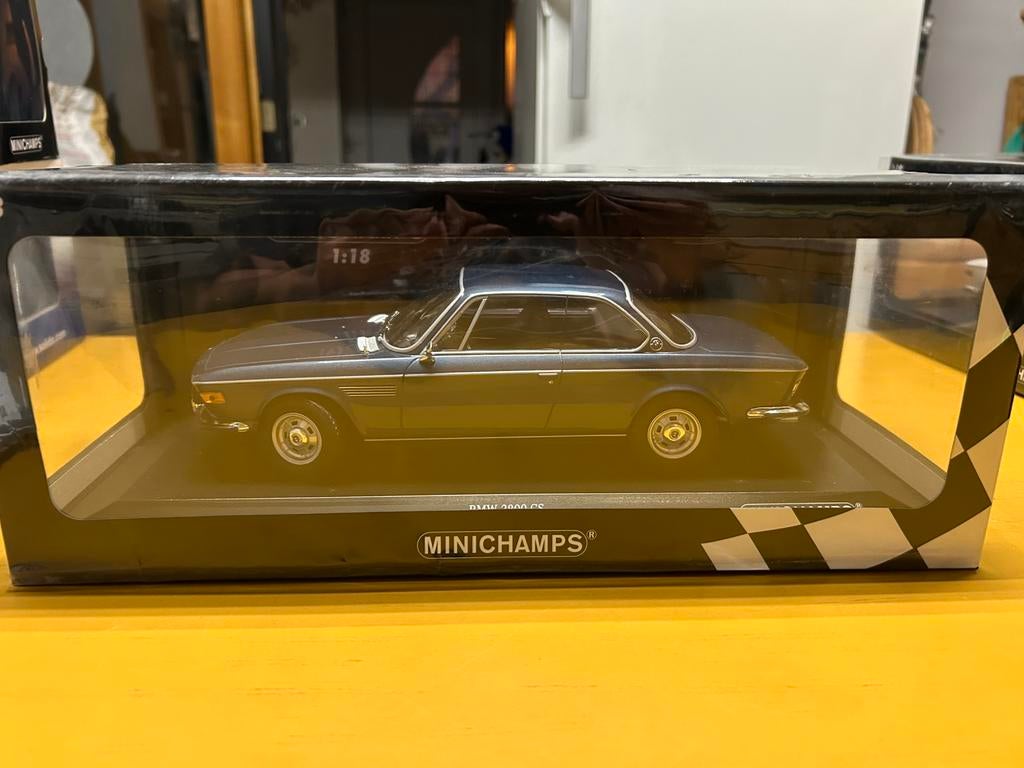 Bmw 2800cs minichamps, Ophalen, Zo goed als nieuw, MiniChamps