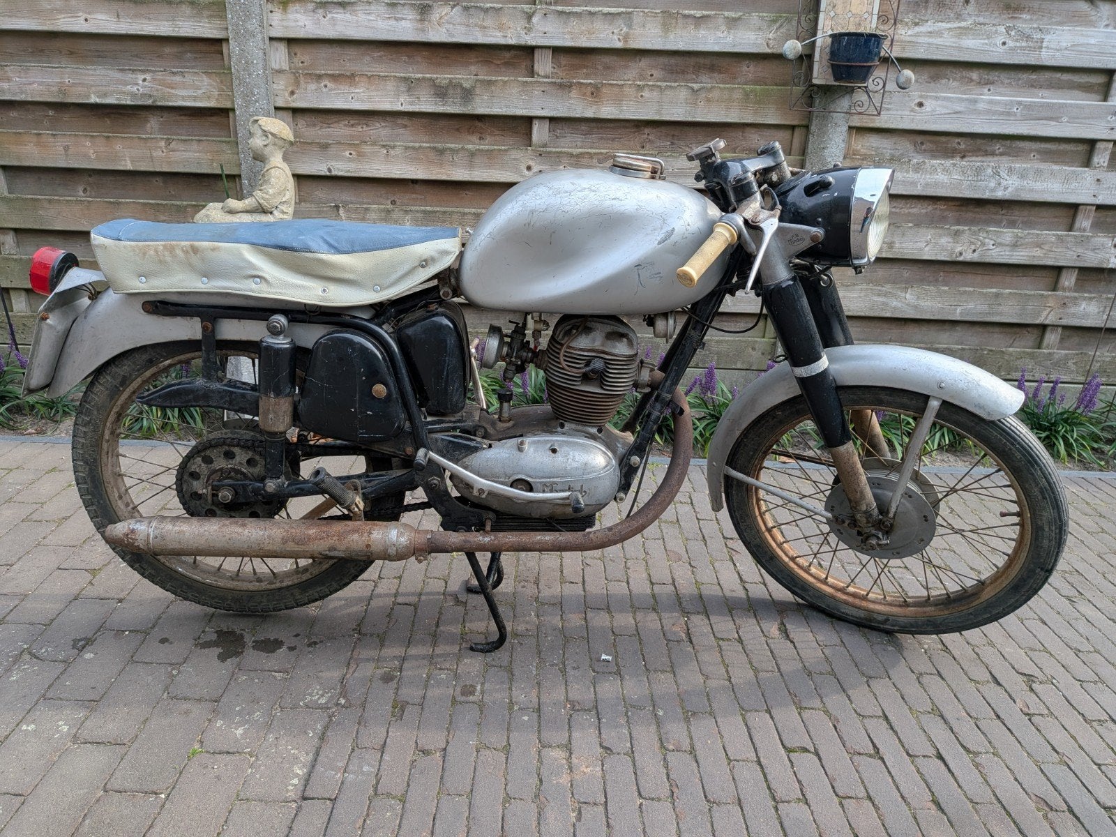 mondial 125 Cc lusso, Motoren