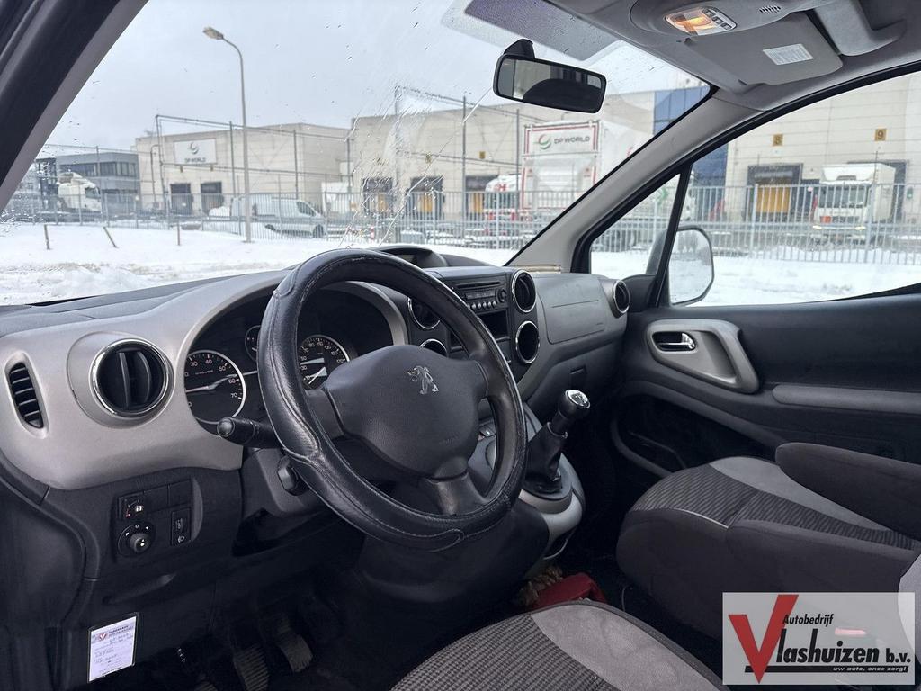 Peugeot Partner Tepee 1.6 VTi Outdoor | Dubbel Cabine | Airc, Auto's, Monovolume, Handgeschakeld, 169 g/km, Overige kleuren