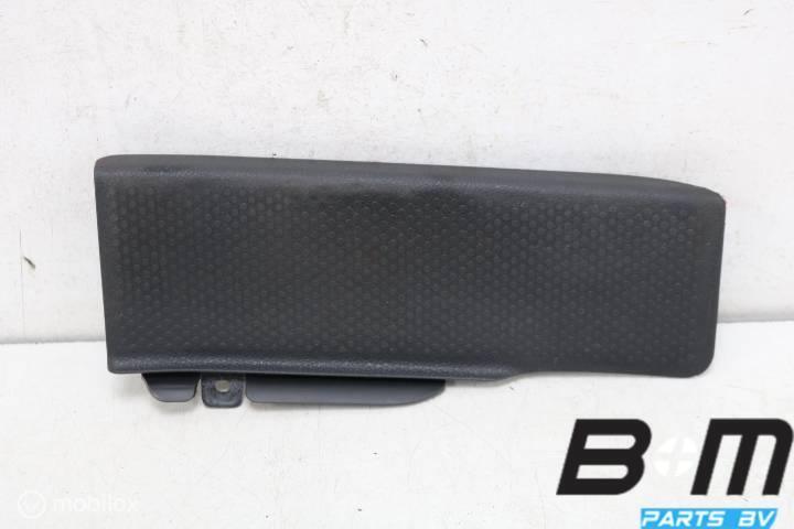 Afdekking voetsteun VW Golf 6 1K1864777B, Gebruikt
