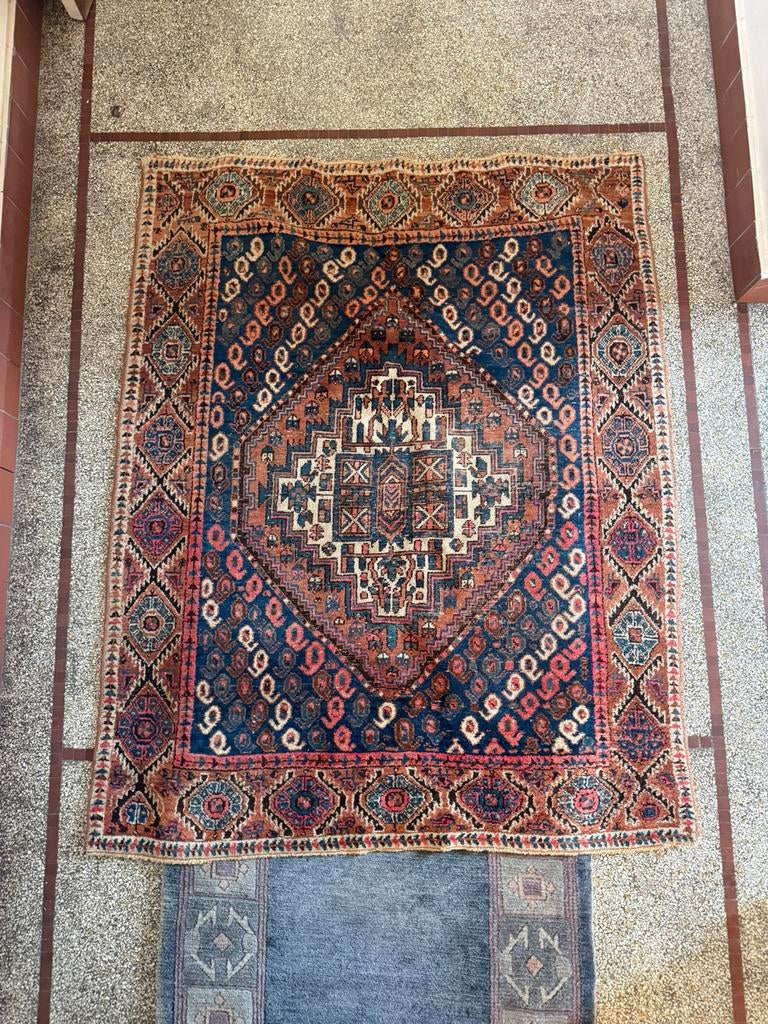Tapis Oriental de Caractère, Motifs Tribaux 90x135cm Vintage, Enlèvement, Comme neuf, Bleu
