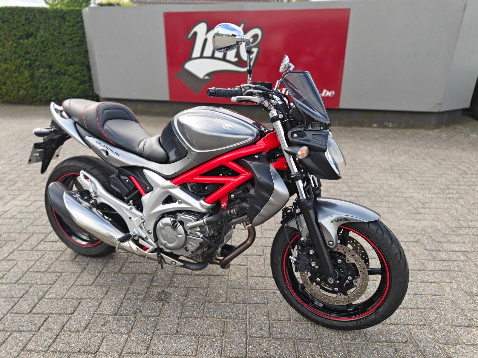Suzuki SFV650 Gladius abs 2010 35dkm, Motoren, Motoren | Suzuki, 2 cilinders, Motorrijbewijs A, Meer dan 35 kW, Handgeschakeld