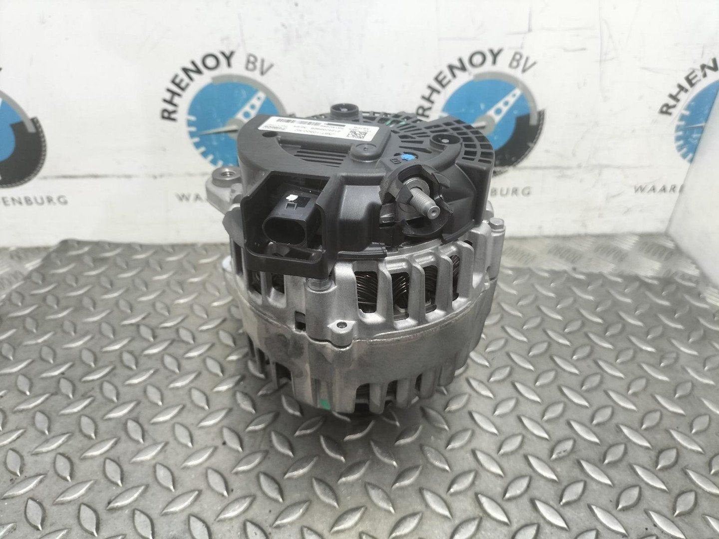 FORD TRANSIT COURIER 15TDCI Trend DYNAMO JX6T10300KC 2024, Enlèvement ou Envoi, Utilisé, ARN reconnu