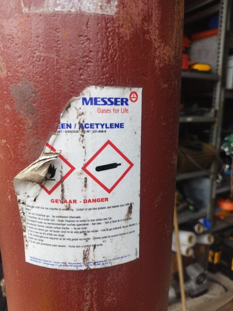 Bouteilles d'acétylène 50 L - Messer, Bricolage & Construction, Utilisé, Geen idee, Info@timshop.be, Enlèvement