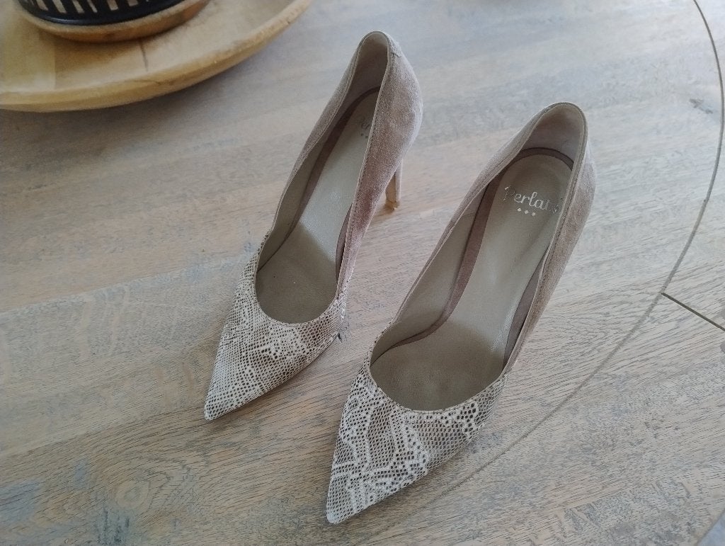 👠Perlato Pumps → Maat 38 → Luxe Slangenprint & Suède!, Enlèvement ou Envoi, Beige, Escarpins, Comme neuf