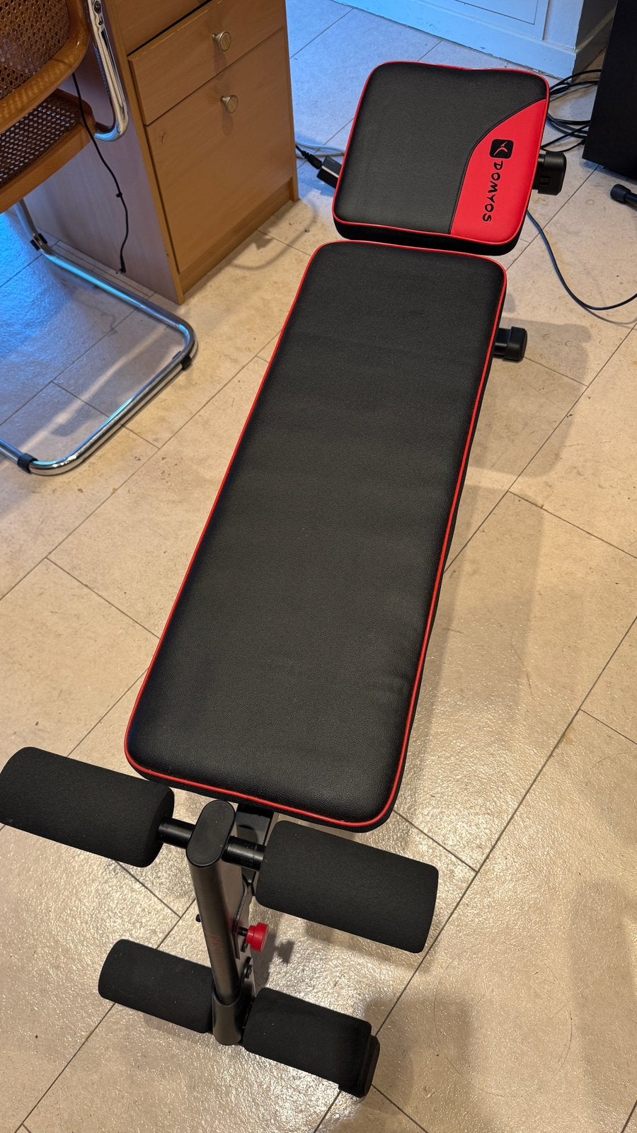 Halterbank / Weight Bench bijna nieuw, Sport en Fitness, Fitnessapparatuur, Ophalen, Zo goed als nieuw