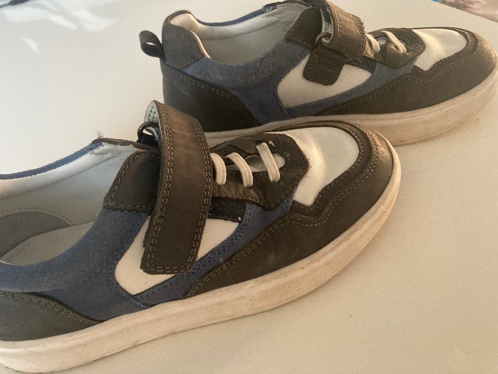Schoenen maat 34 merk excellent, Garçon, Enlèvement ou Envoi, Comme neuf, Chaussures