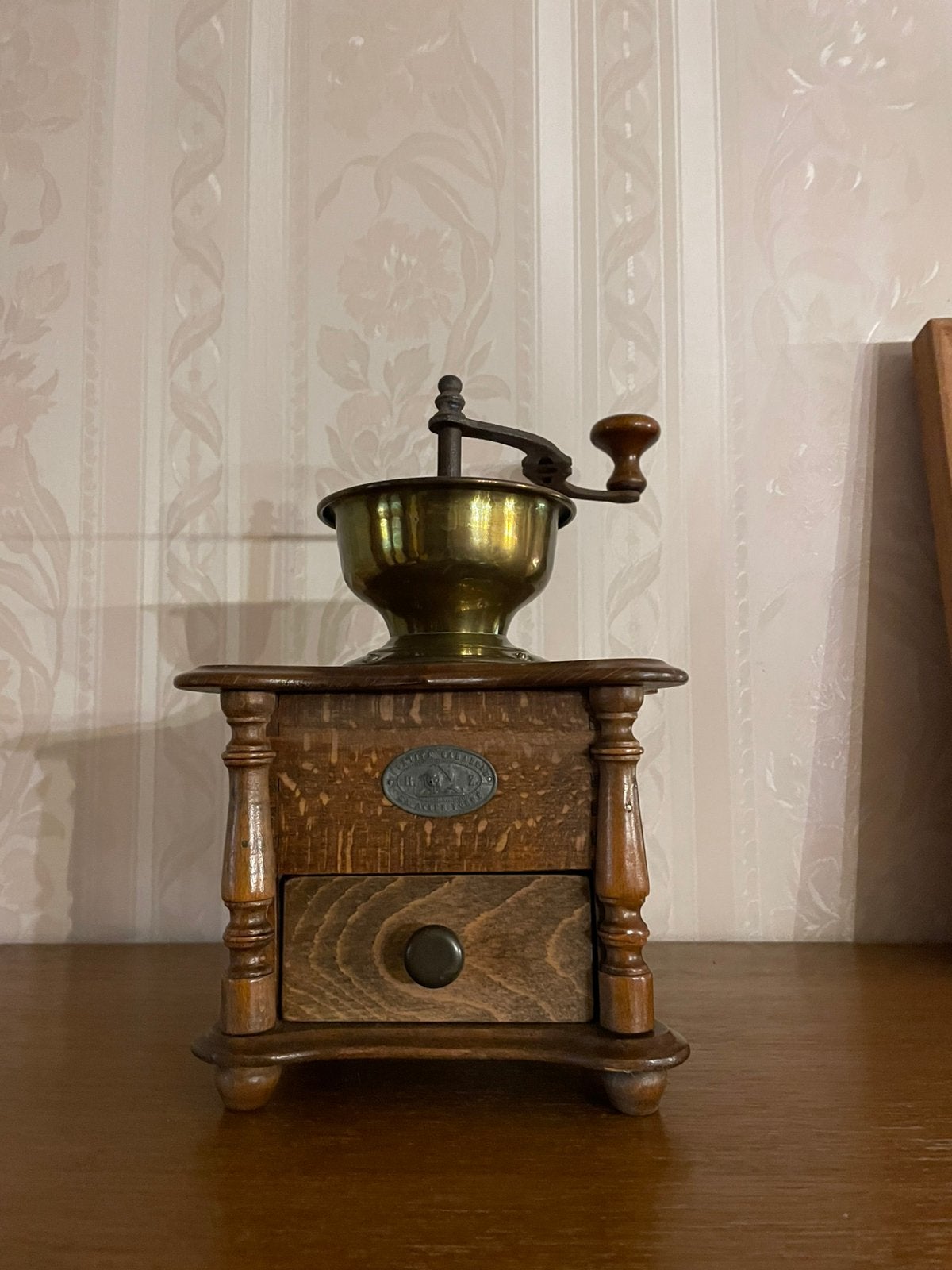 Oude koffiemolen, Antiquités & Art, Enlèvement