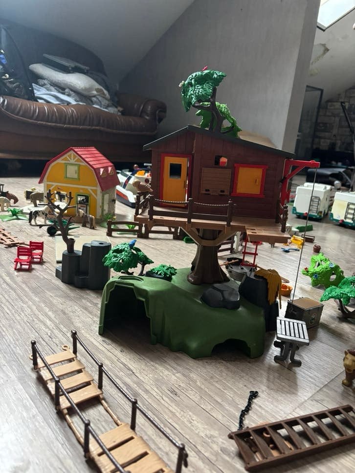 Playmobil lot: boomhut, boot, campers en boerderij, Ophalen of Verzenden, Gebruikt