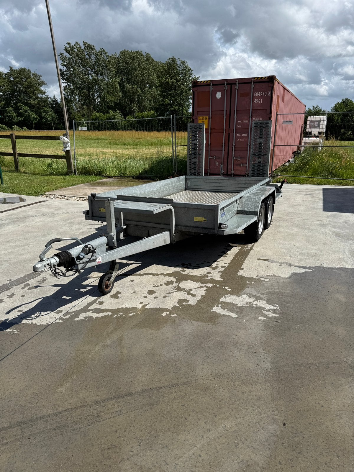 Machinetransporter, Enlèvement, Comme neuf