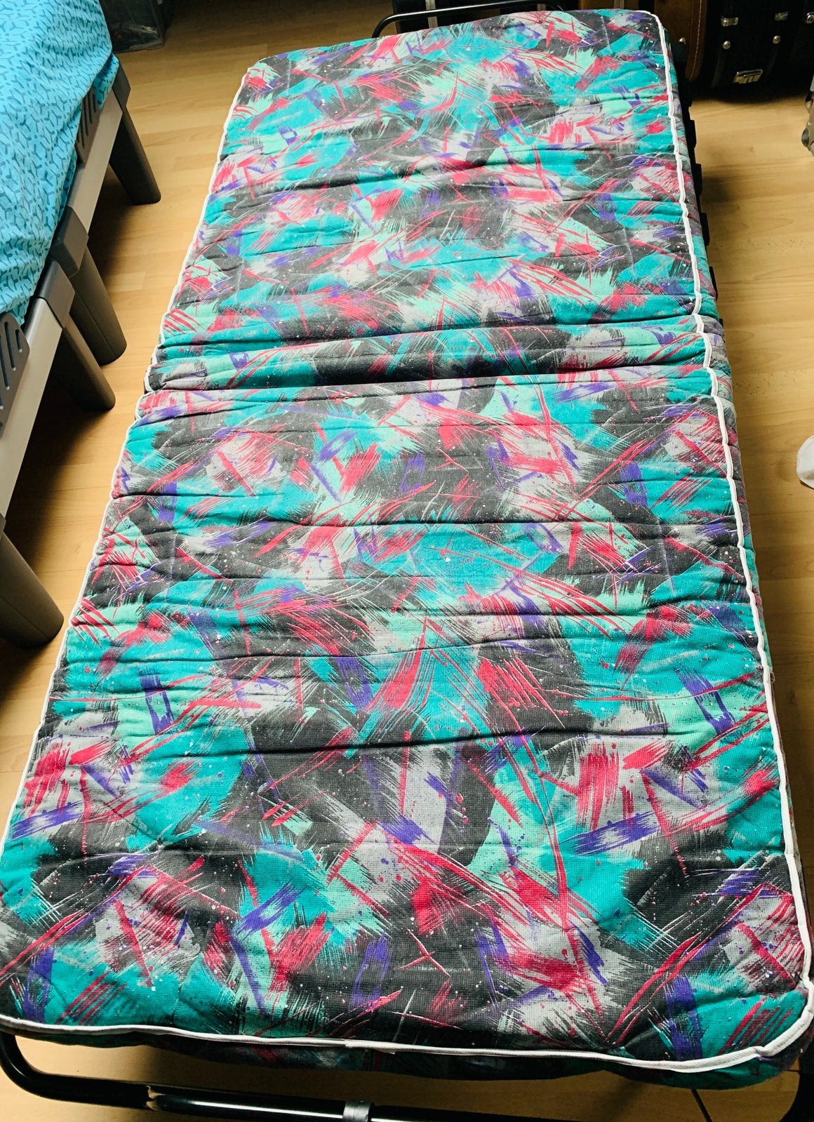 Eenspersoons opklapbed, 90 cm, Une personne, Enlèvement, Utilisé