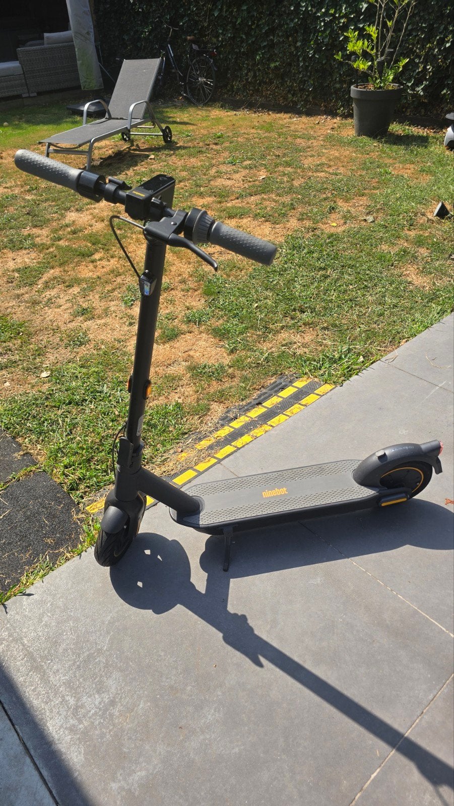 2x Ninebot KickScooter MAX G30E II, Fietsen en Brommers, Ophalen, Zo goed als nieuw, Elektrische step (E-scooter), Segway Ninebot Max