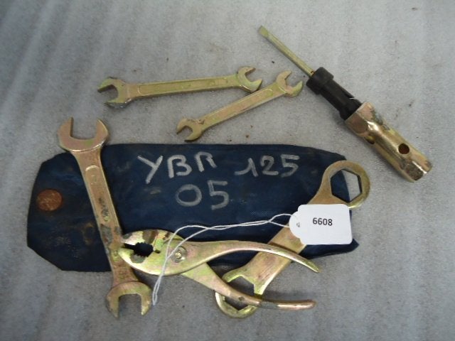 YBR125 2007 - 2011 Yamaha Gereedschap D1-15861