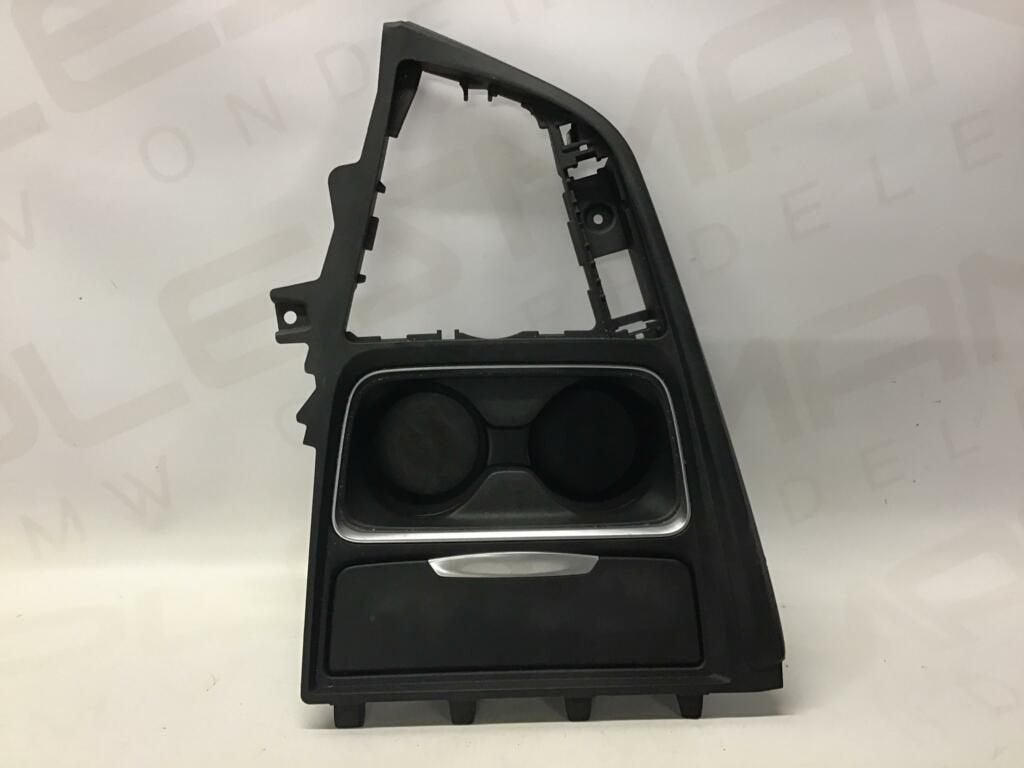 Bekerhouder zwart BMW 3-serie F30/F80 ('12-'15) 105048744, -, Utilisé, -, Enlèvement ou Envoi