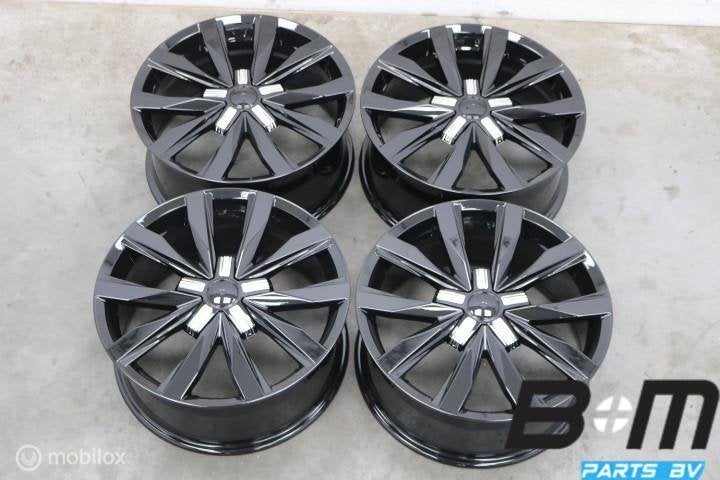 NIEUW 18 inch velgen VW Transporter T5 T6! 5x120 ET50 8,0J ., Auto-onderdelen, 18 inch, Gebruikt, Velg(en), Personenwagen