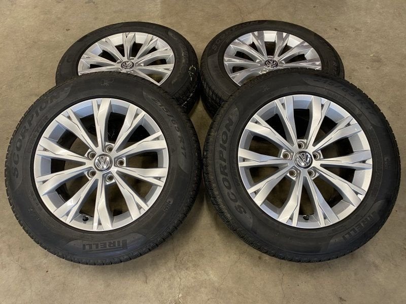 17 inch originele Montana velgen + winterbanden Volkswagen T, Pneus et Jantes, -, 17 pouces, Utilisé