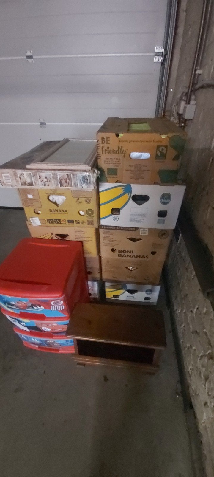 Gerief voor rommelmarkt, Ophalen
