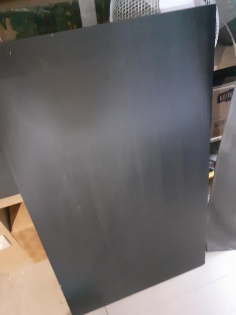 Bureau ikea, Enlèvement