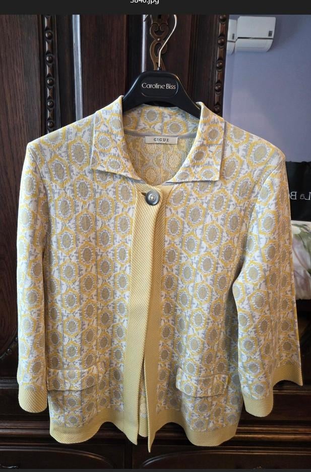 Gigue cardigan retro-print/grijs-geel bedrukt maat 38/40, Kleding | Dames, Geel, Zo goed als nieuw, Ophalen, Gigue