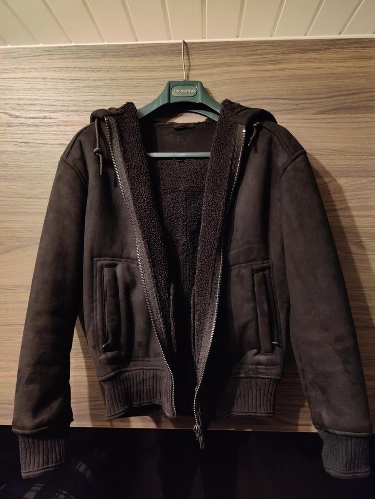 Faux suède jas met capuchon HEREN maat S, Kleding | Heren, Ophalen, Zwart, C&A, Zo goed als nieuw