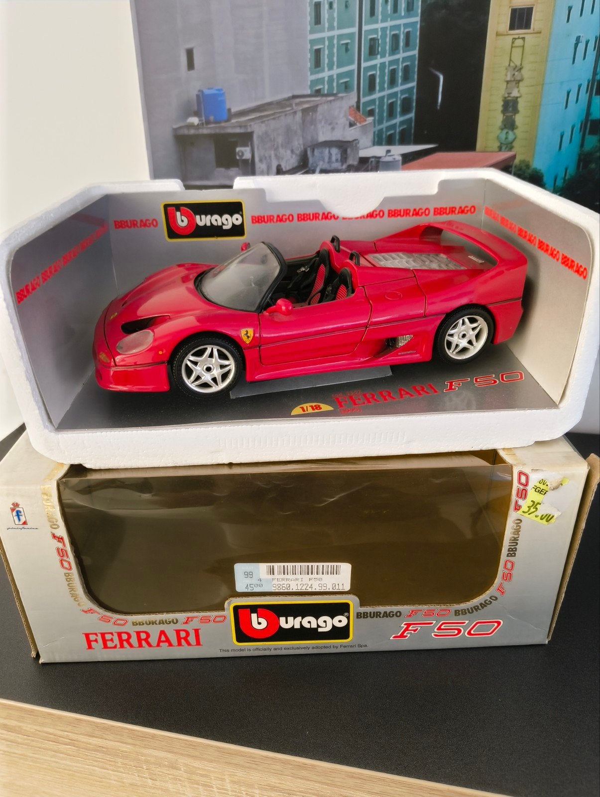 Bburago Ferrari F50 (1:18) Rood – deur is stuk, Hobby en Vrije tijd, Ophalen of Verzenden