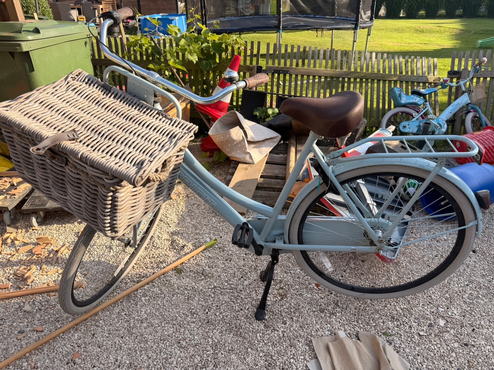 Hollandse damensfiets, Ophalen, Zo goed als nieuw, Terugtraprem