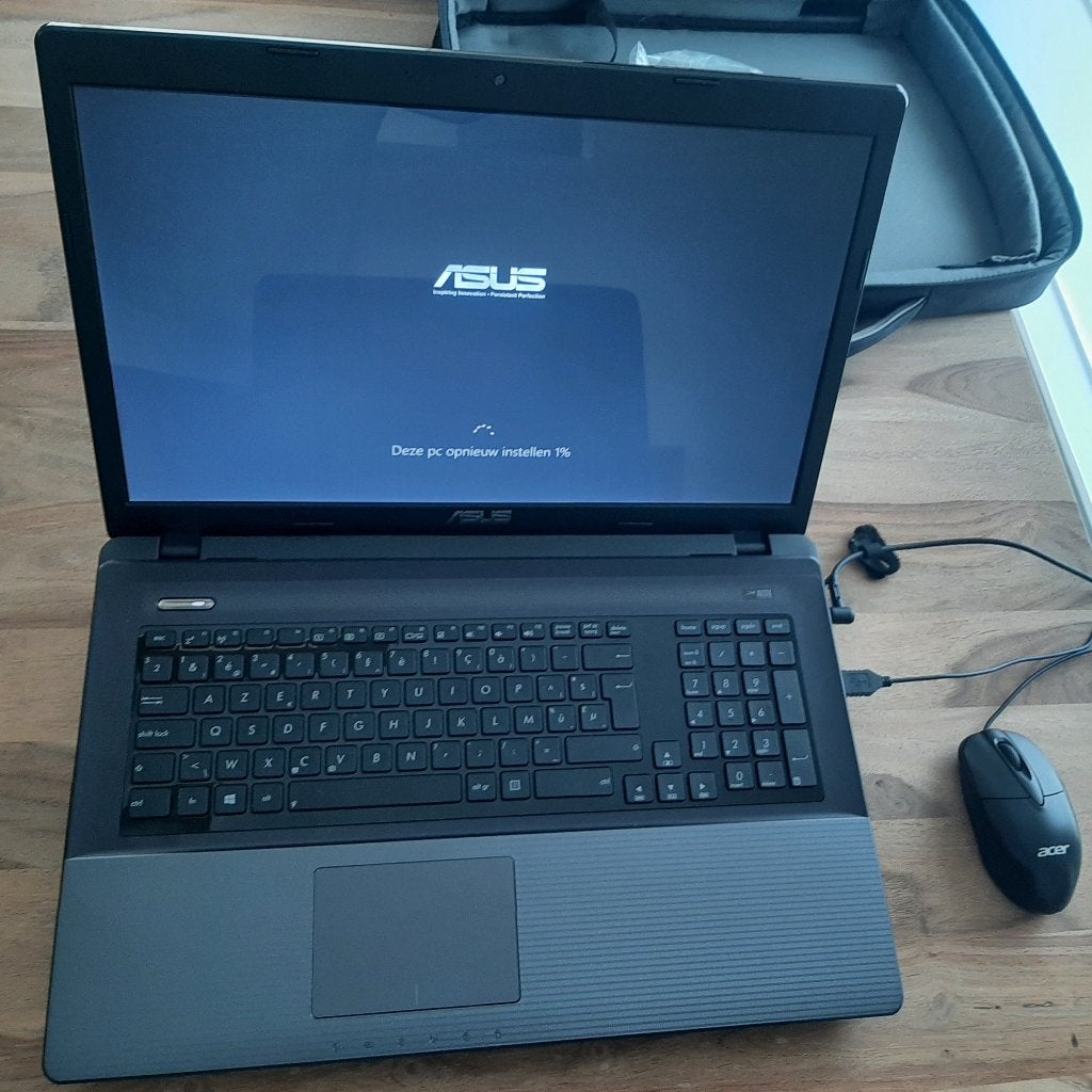 Ordinateur portable Asus K95VB de 18,4 pouces, en parfait ét, Informatique & Logiciels, HDD, Asus, 17 pouces ou plus, 8 GB