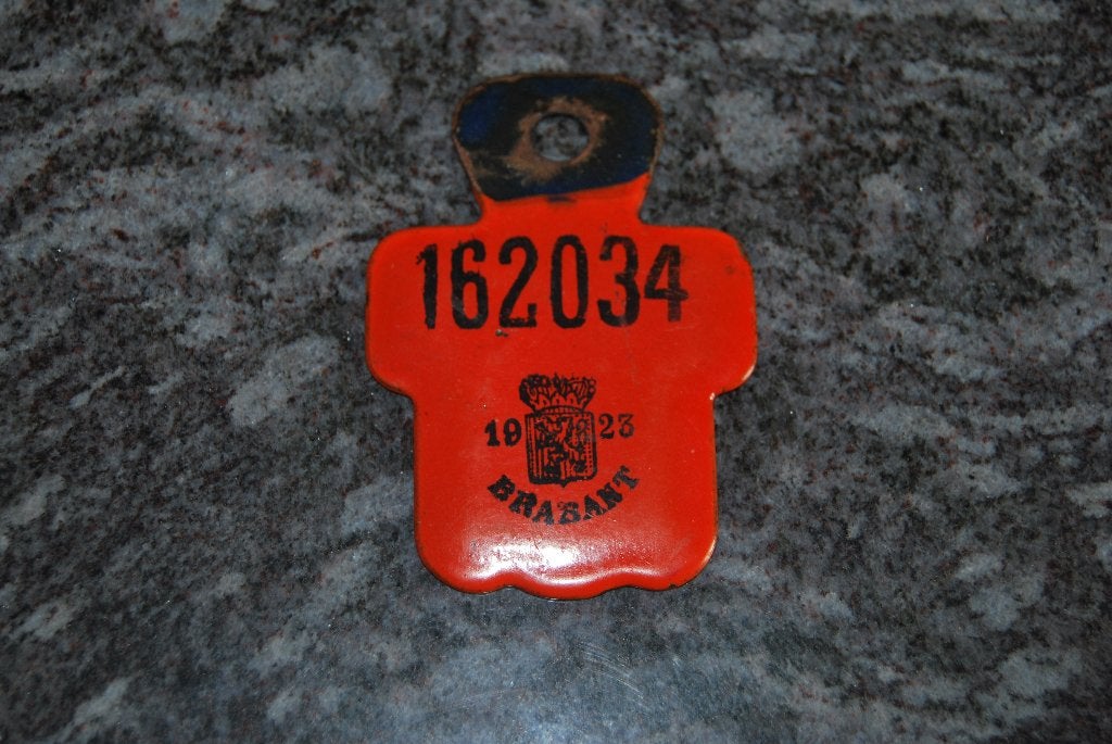 BRABANT 1923. ANCIENNE PLAQUE EMAILLEE DE VELO., Enlèvement ou Envoi