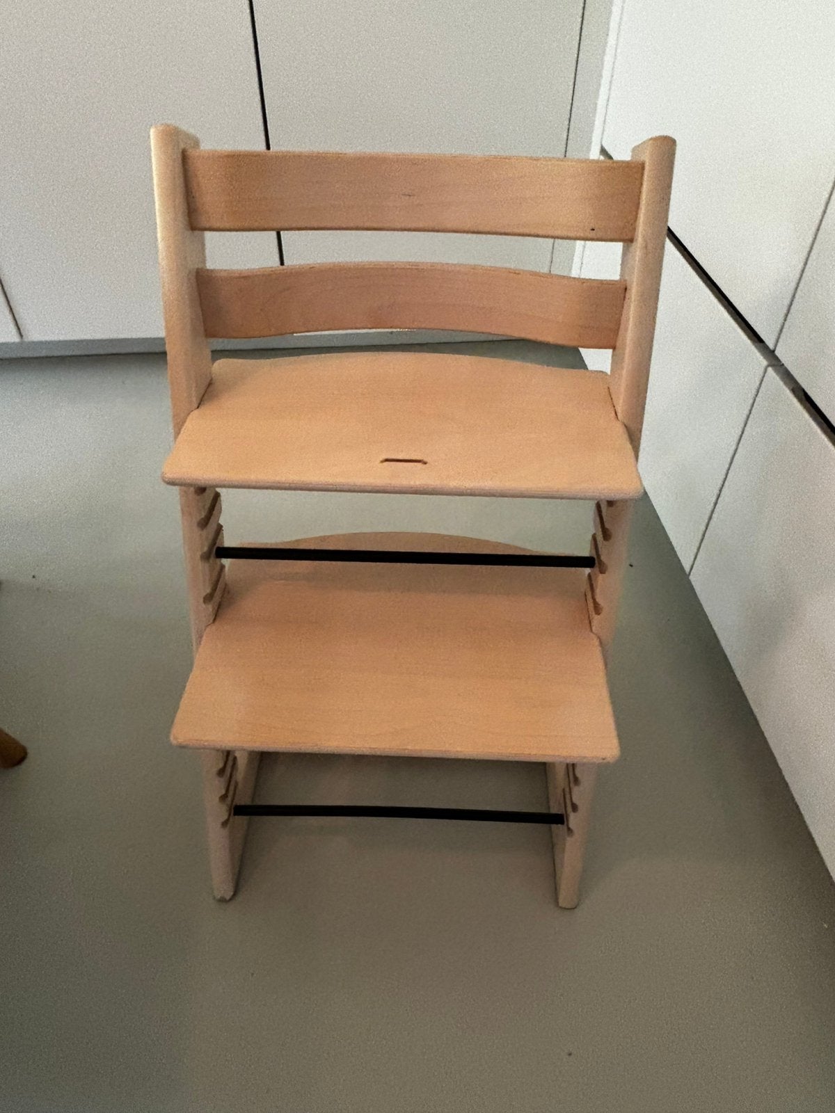 Tripp trapp stokke white wash, Kinderen en Baby's, Ophalen, Zo goed als nieuw