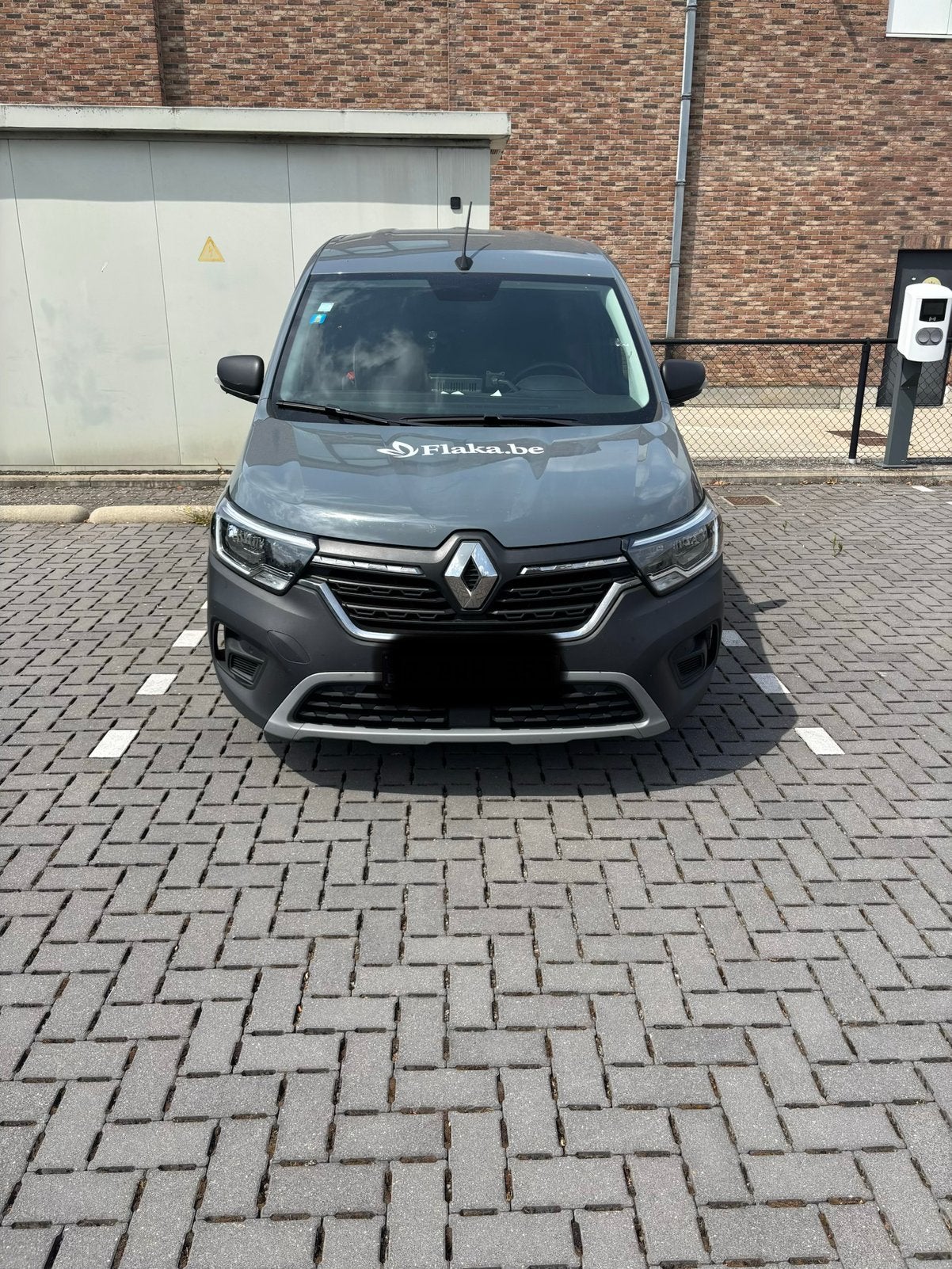 Renault Kangoo 2022, Autos, Renault, Argent ou Gris, Achat, 1 kg, Noir