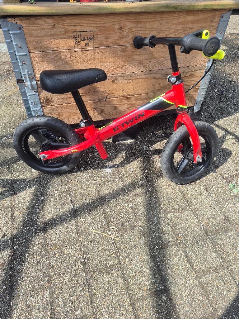 B twin loopfietsje, Enlèvement, Comme neuf, Vélo d'équilibre