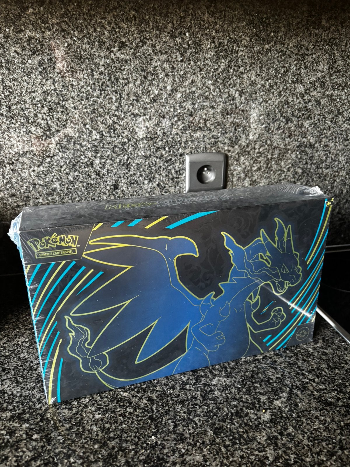 Pokémon TCG - Mega Charizard X ex Ultra-Premium Collection, Ophalen, Nieuw