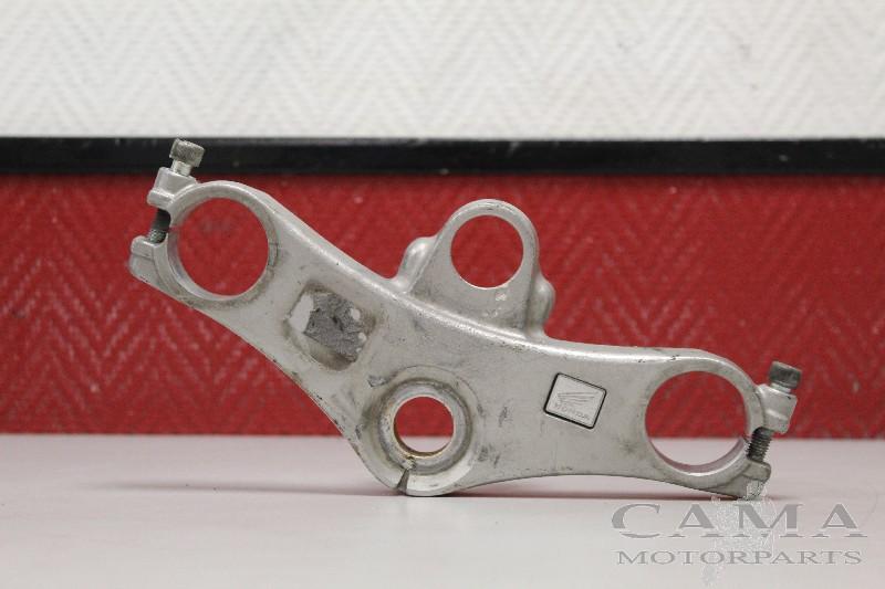 KROONPLAAT Honda VFR 800 Fi 1998-2001 (VFR800Fi RC46), Dhr. S. di Majo, Gebruikt, Info@cama-motorparts.nl, P.J. Troelstraweg 8 8
3144 CX  MAASSLUIS, NL
