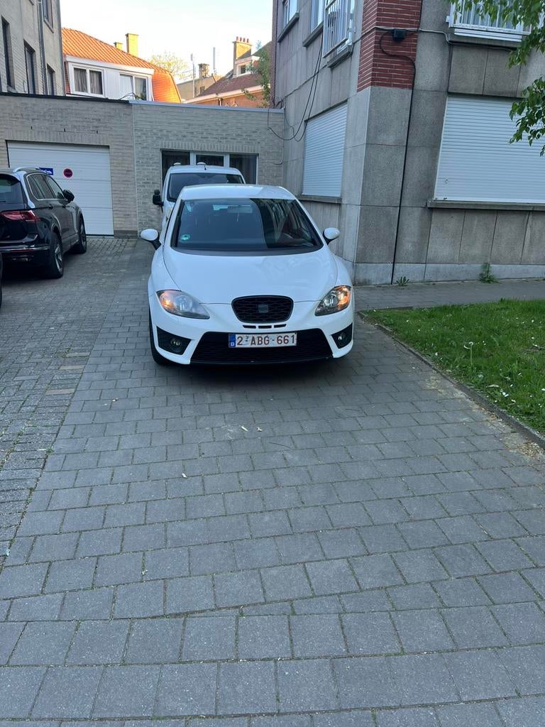 Seat leon 1.4 tsi 125 ch, Achat, 5 portes, Particulier, Tissu