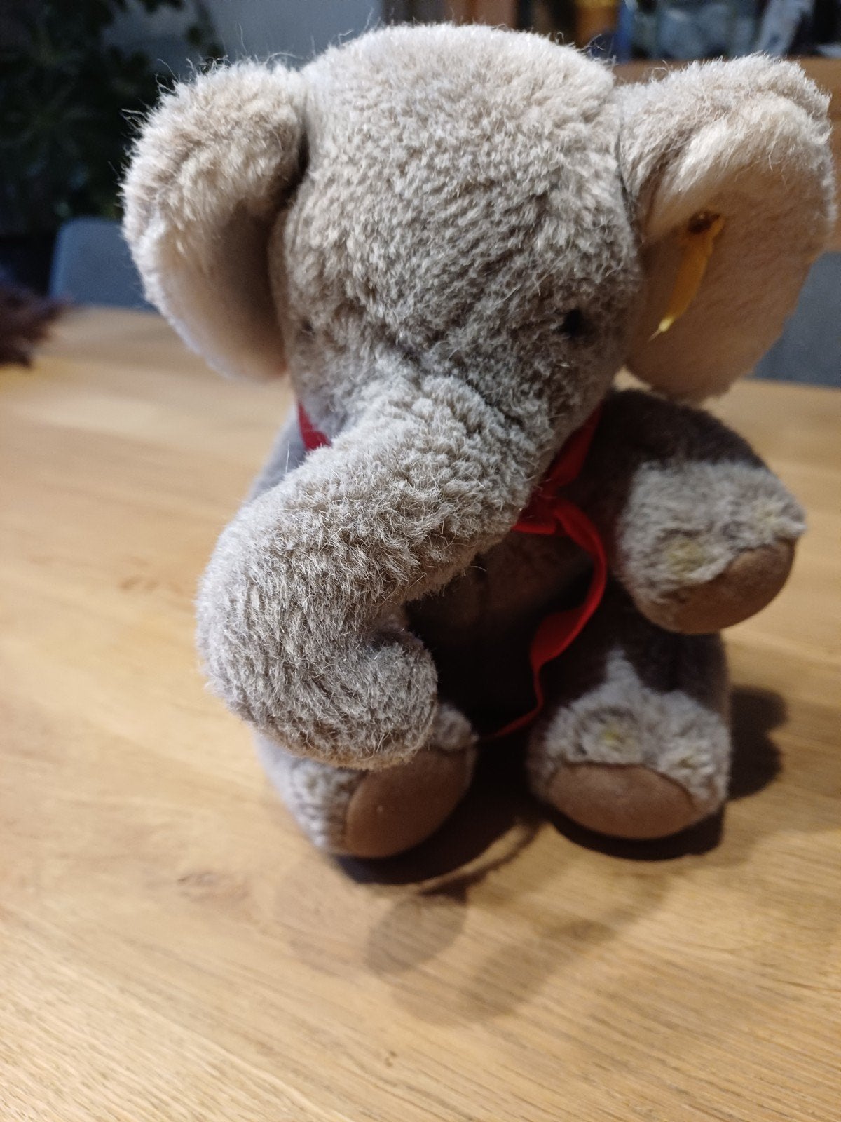 Olifant van Steiff met knopje en vaantje, Ophalen of Verzenden