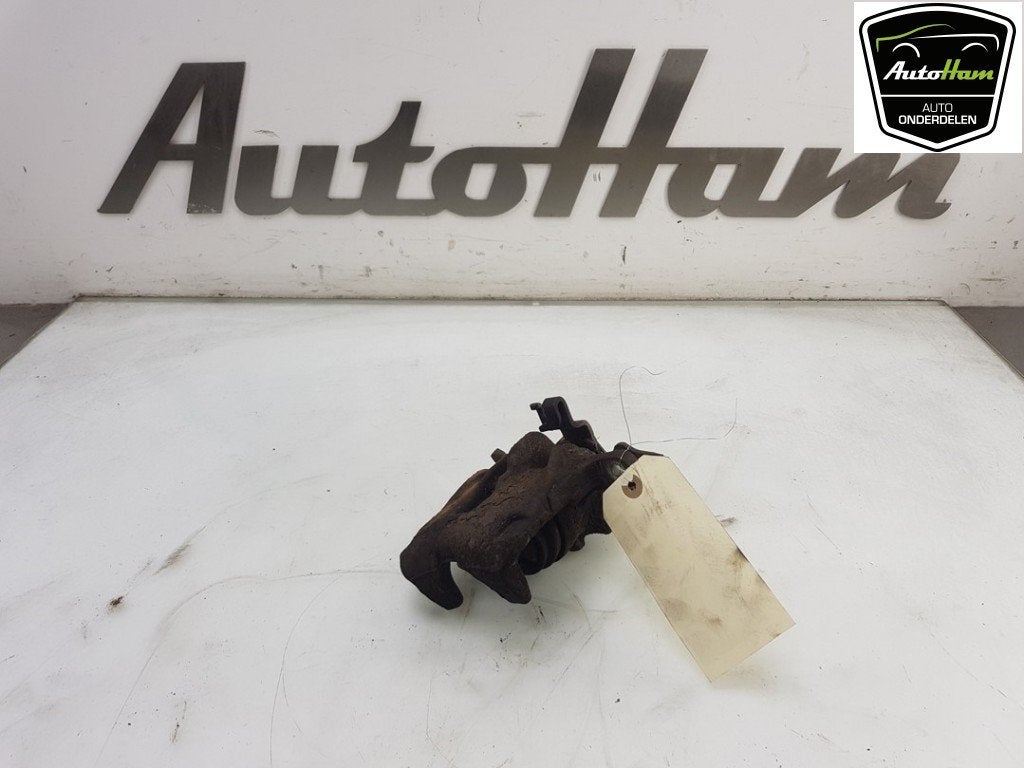 REMKLAUW LINKS ACHTER Opel Vivaro (01-2014/12-2019), Gebruikt, Opel