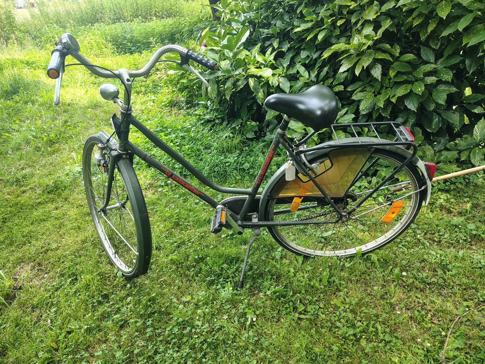Damesfiets, Ophalen