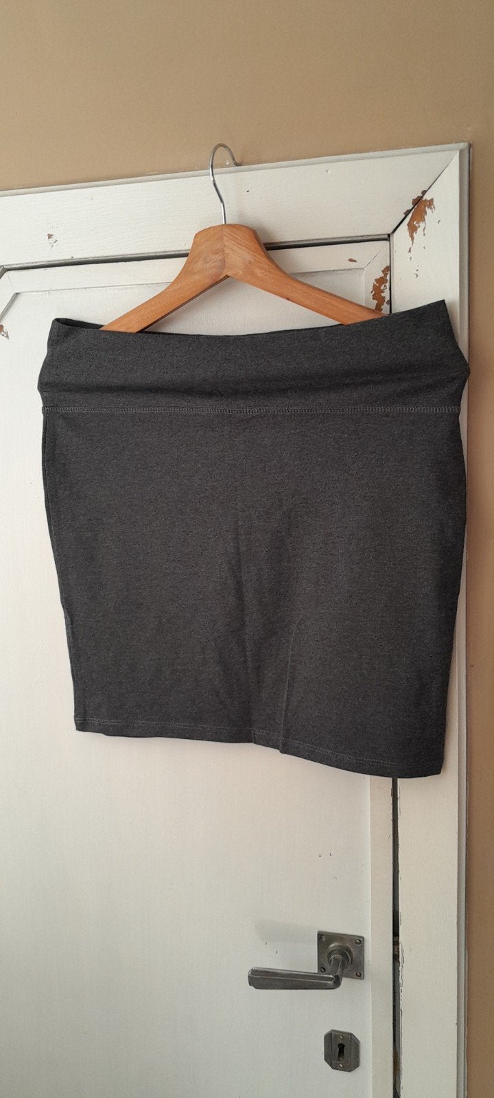 Prachtig rokje large..Basic., Vêtements | Femmes, Taille 42/44 (L), Gris, Comme neuf, Basic
