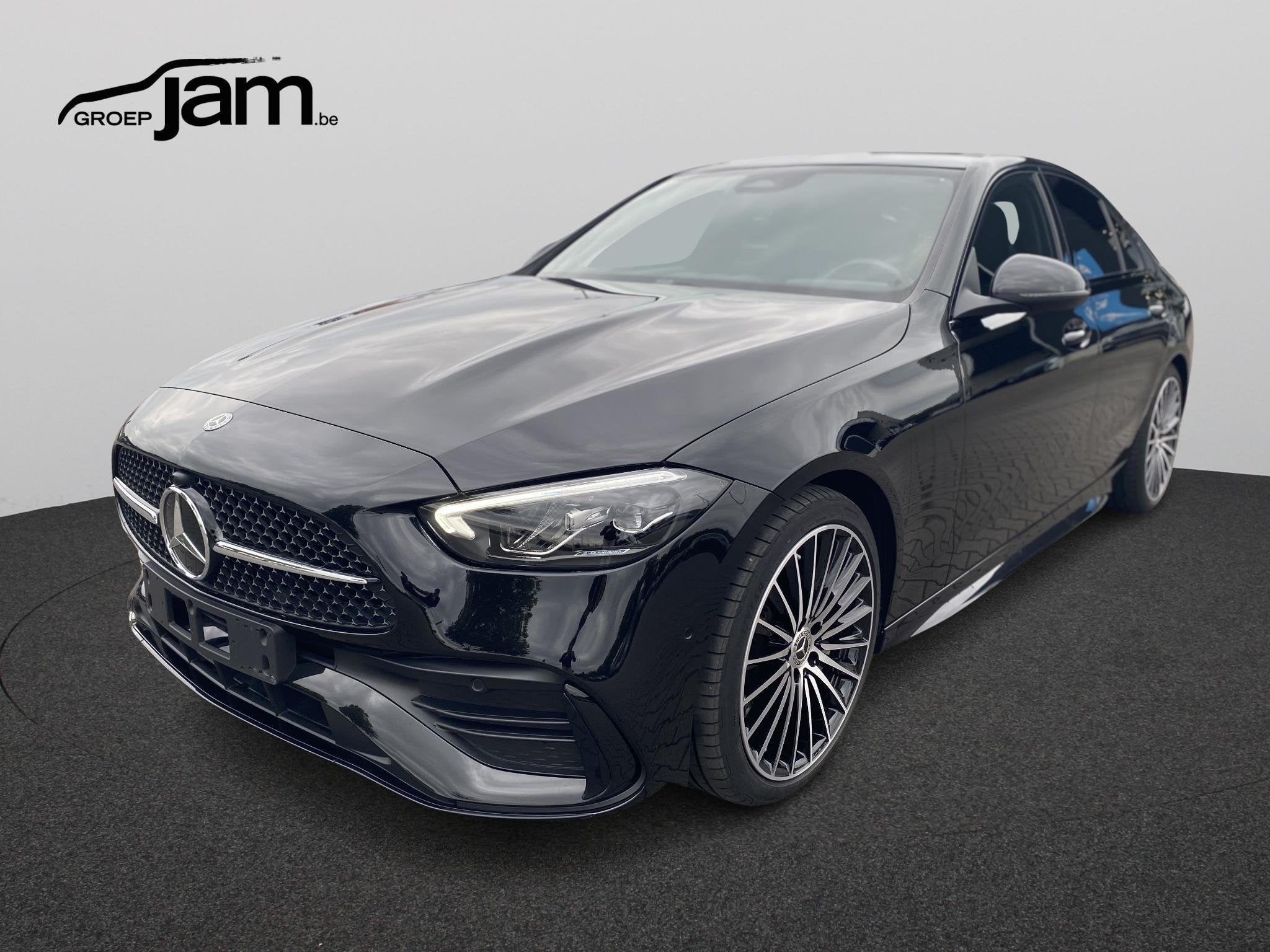 Mercedes-Benz C-Klasse Berline C 180 AMG Line (automatique), Autos, Achat, Noir, 146 g/km, Automatique