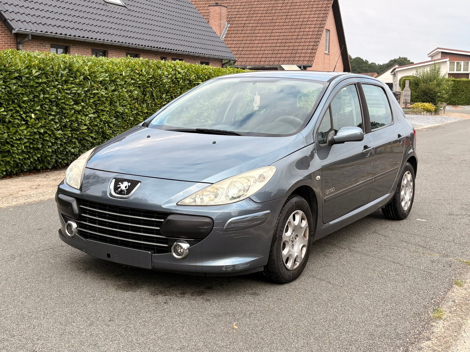 Peugeot 307 1.6 benzine *Gekeurdvoorverkoop*, Auto's, Stof, Zwart, 4 cilinders, 1595 cc