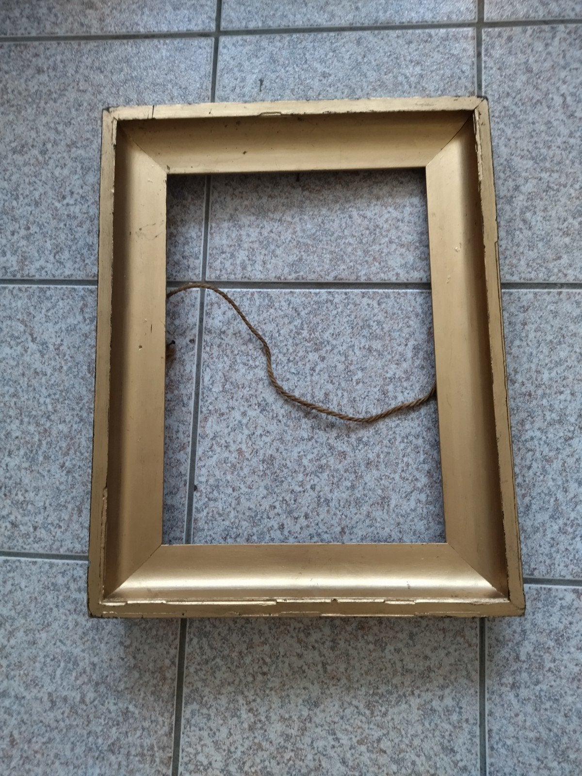 Ancien encadrement en bois, Enlèvement ou Envoi, 51 cm, Utilisé, Doré