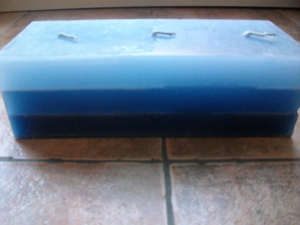 Langwerpige kaars 3 wieken, nooit gebruikt, Ophalen of Verzenden, Nieuw, Blauw, Kaars