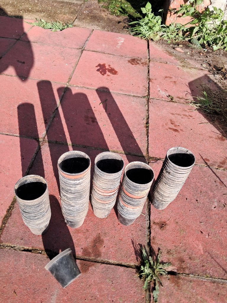 kweekpotjes, gratis, Tuin en Terras, Ophalen, Kunststof, Gebruikt, Rond