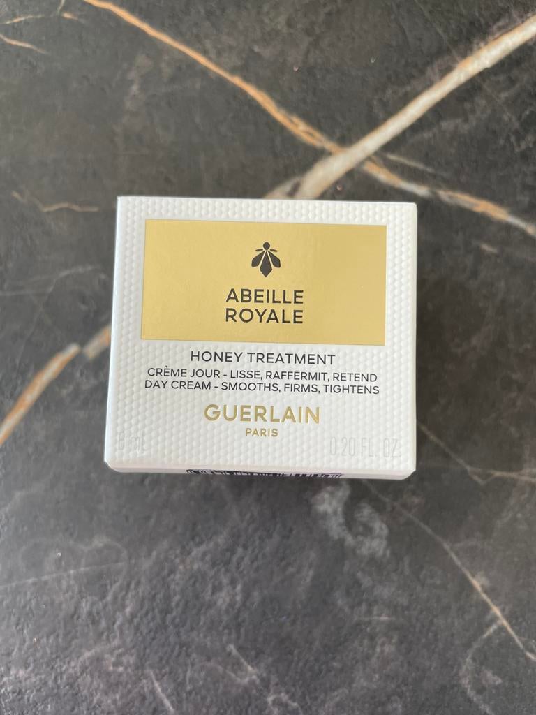 Guerlain Abeille royale crème de jour au miel 6 ml, Enlèvement ou Envoi, Neuf, Tout le visage, Soins
