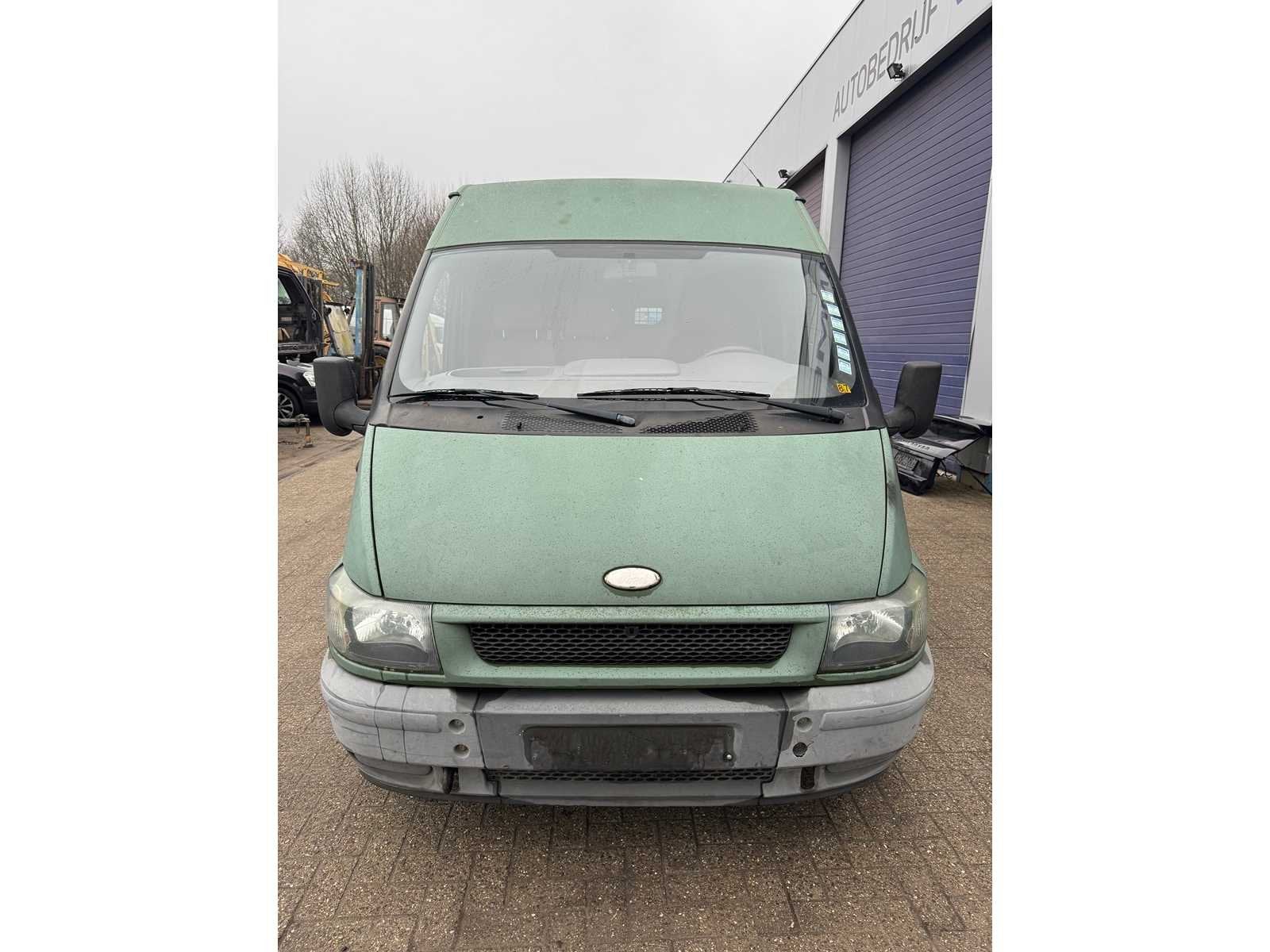 Véhicule commercial Ford Transit, Achat, Entreprise, Boîte manuelle, Diesel