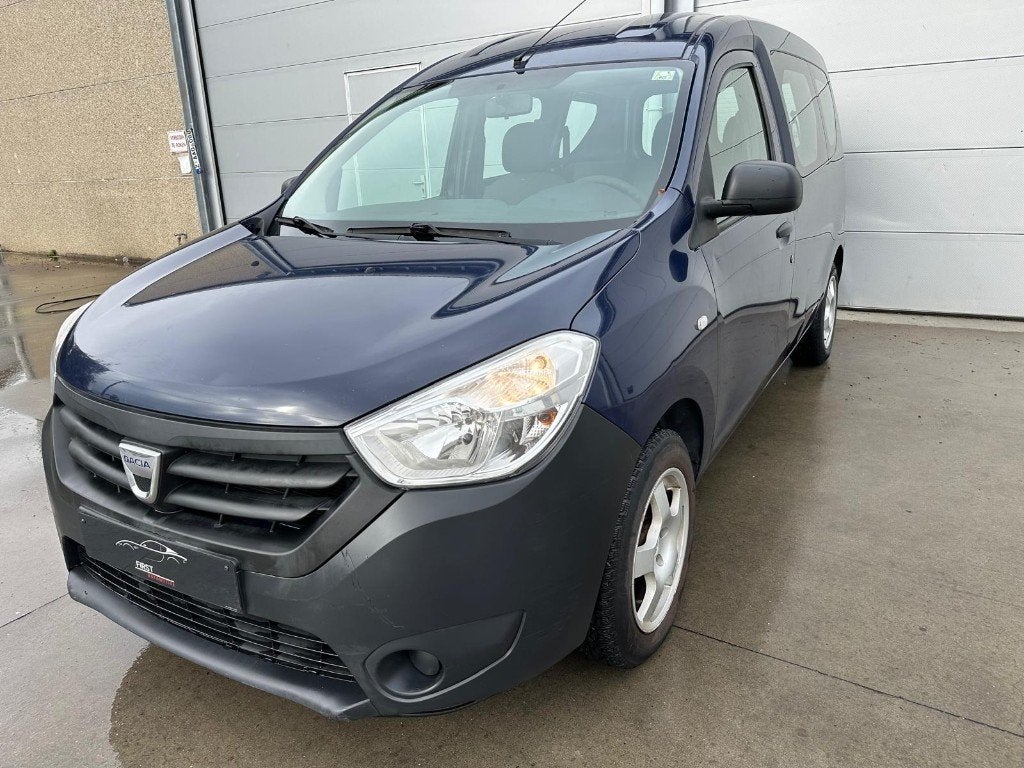 Dacia Dokker 1.6i | 5 sièges, Entreprise, Boîte manuelle, Entretenue par le concessionnaire, Noir