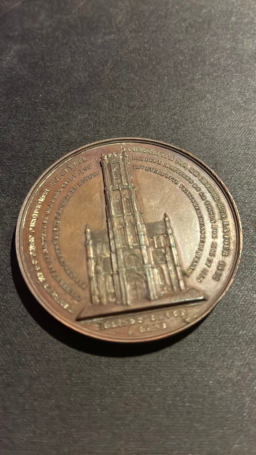 Pièce en bronze de l'église Saint-Bavon, Enlèvement ou Envoi, Bronze