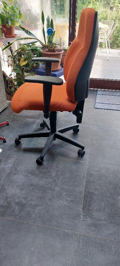 Orange bureaustoel in perfecte staat, Ophalen, Oranje, Zo goed als nieuw, Bureaustoel