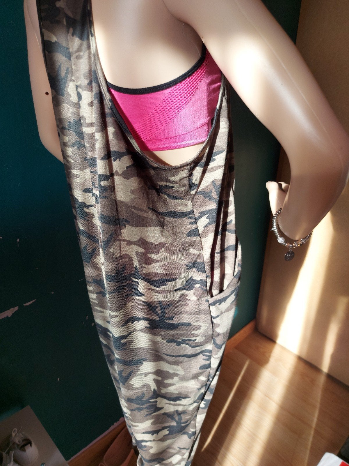 vend manequin  feme  140e, Kleding | Dames, Ophalen