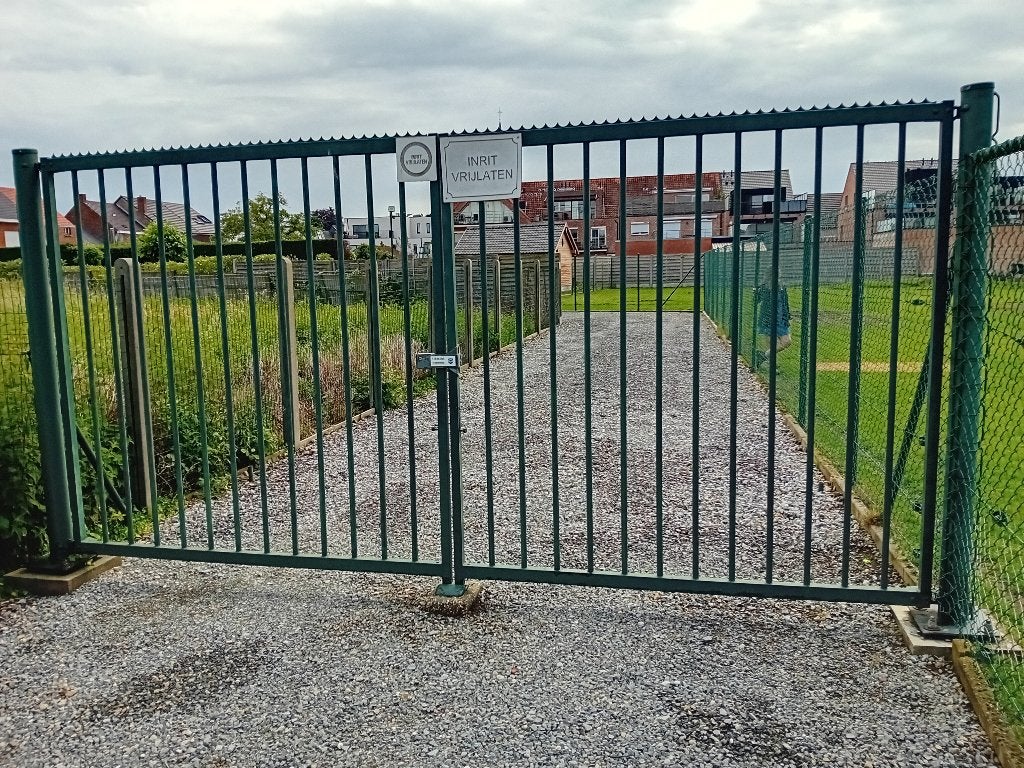 poort 2 vleugels prima staat, Tuin en Terras, Ophalen, Zo goed als nieuw, IJzer, Spijlenhekwerk